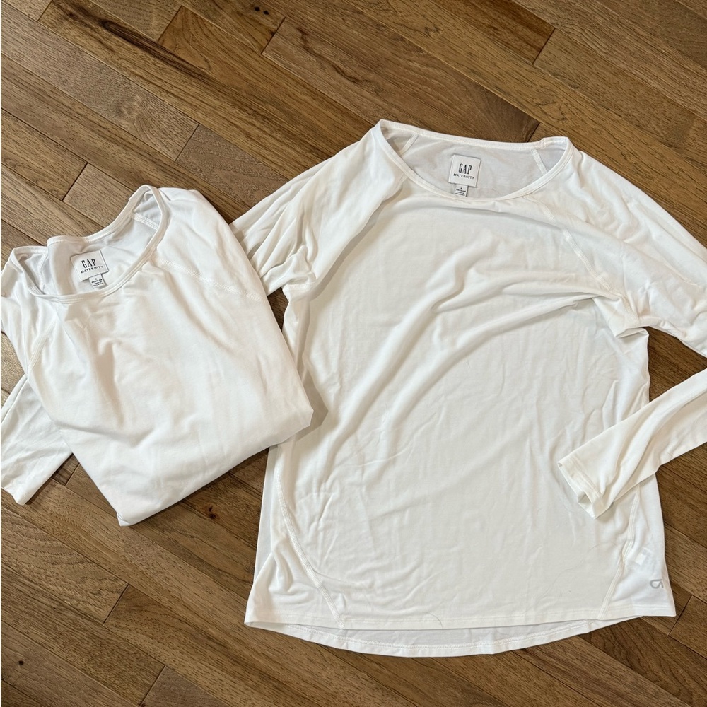 GAP Maternity Long Sleeve Tees - 2 White Small